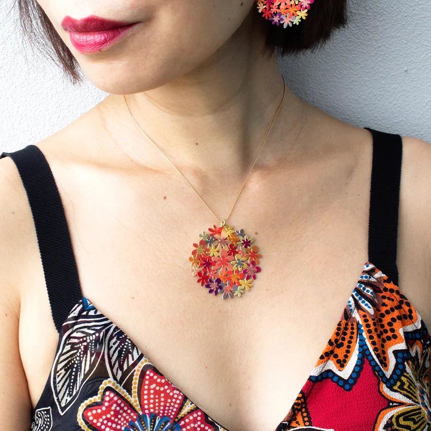 Collier bouquet de fleurs - Image 1